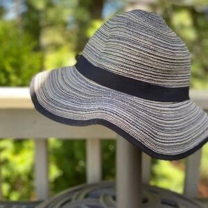 Solar Escape Women’s UV Sierra Sun Hat